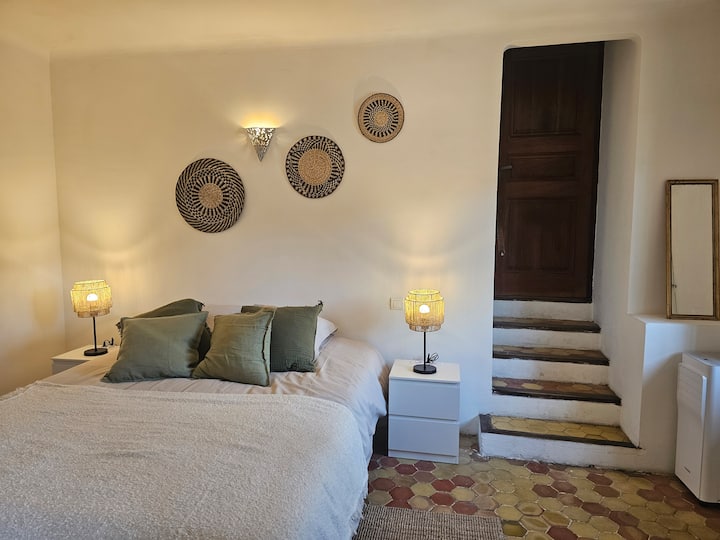 Petit Appartement Au Cœur Du Village - Lauris