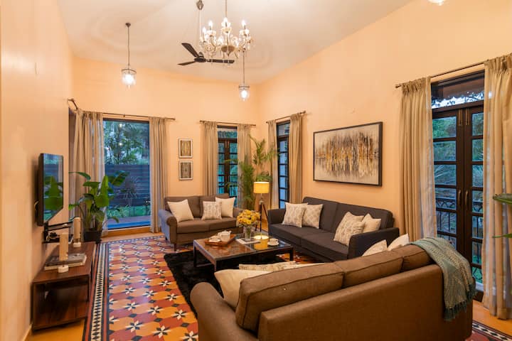 Living room image 1