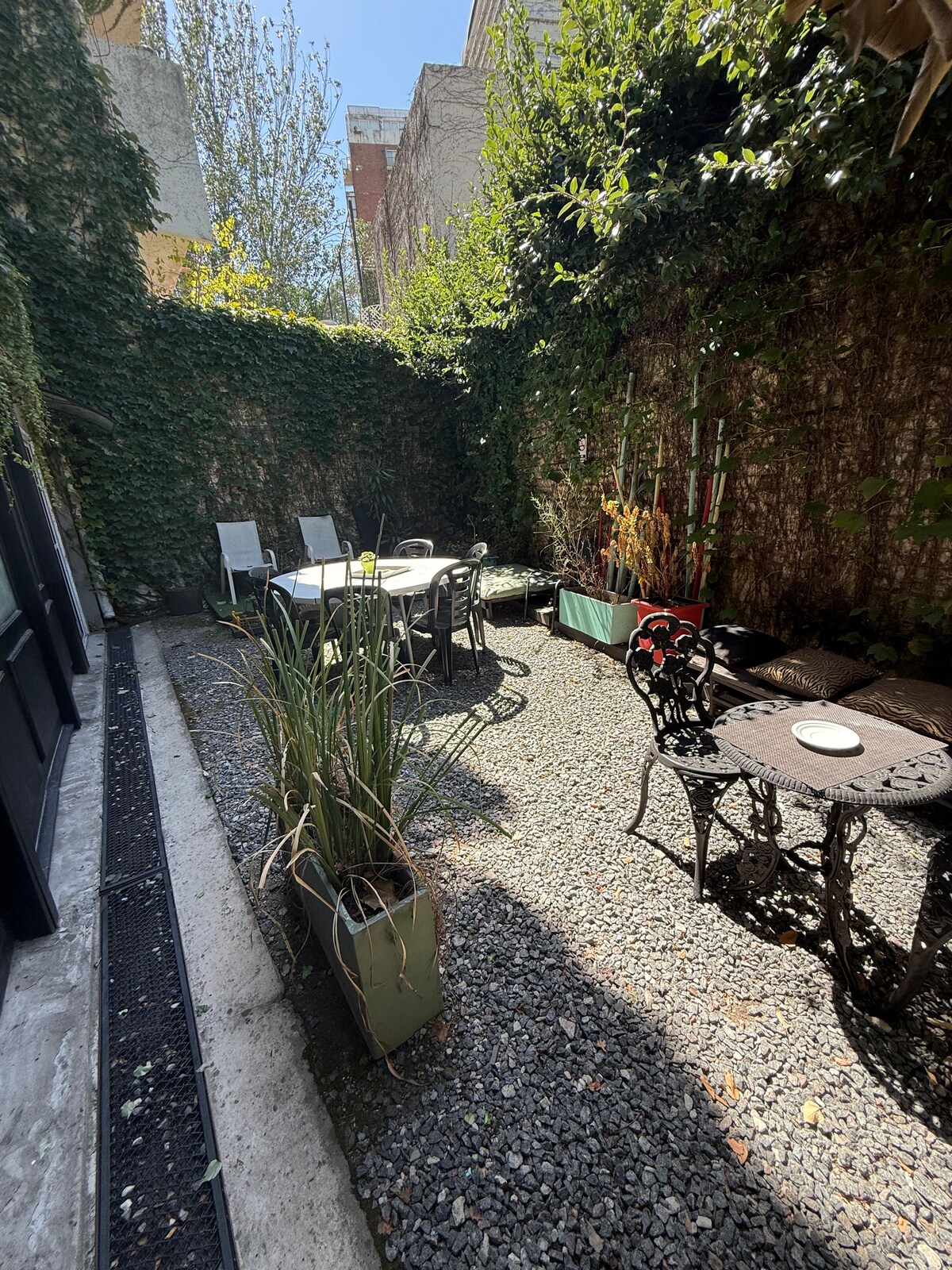 Monoambiente con vista al jardín en Buenos Aires