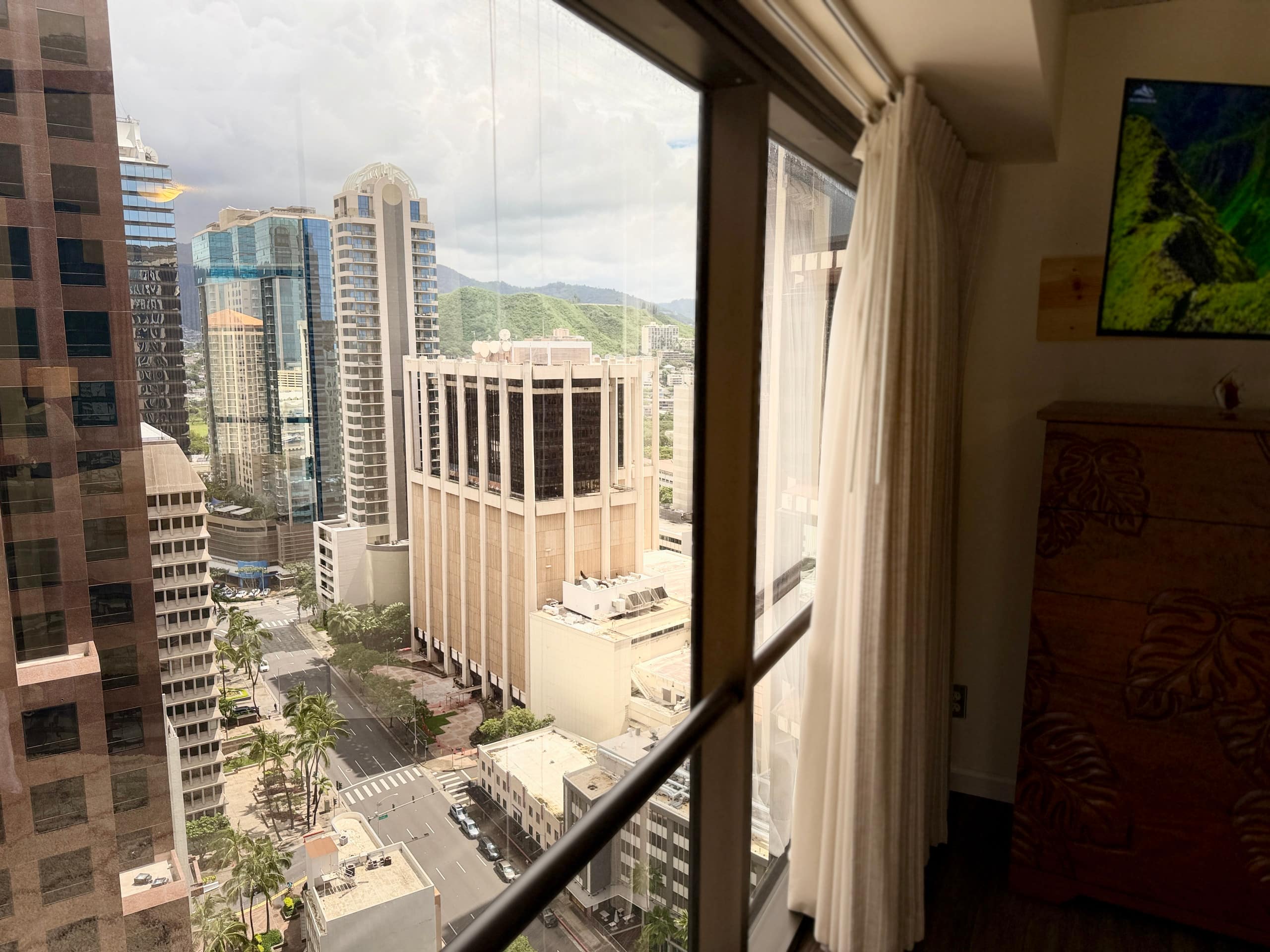 Honolulu Ocean/Mountain View Stay-Parking/Laundry - Image 40