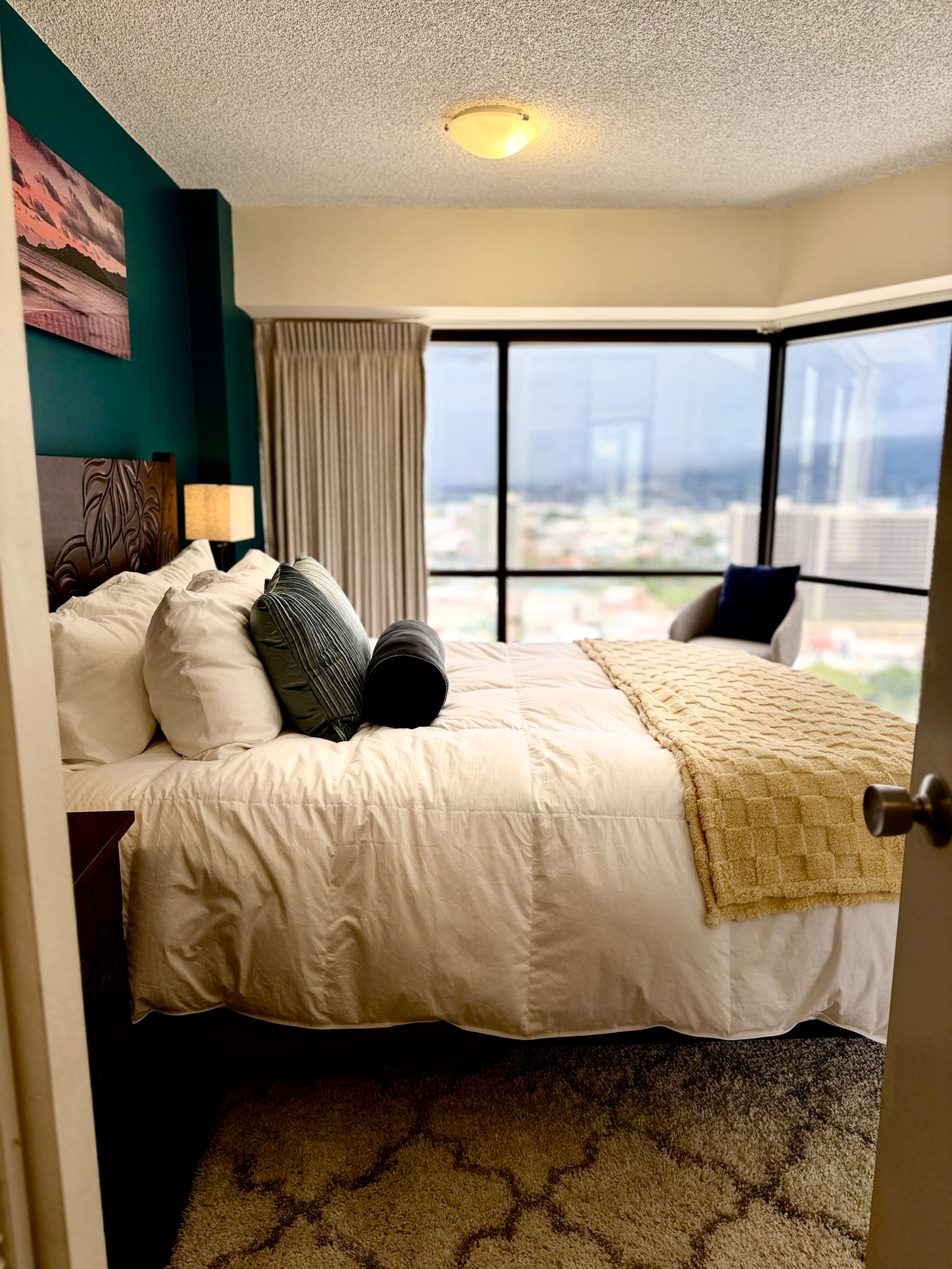 Honolulu Ocean/Mountain View Stay-Parking/Laundry - Image 31
