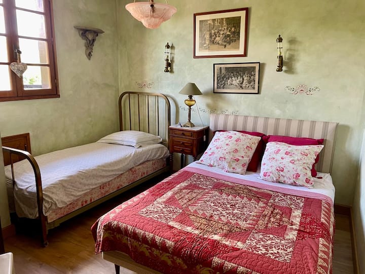 Dhomë gjumi 2