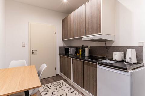 Beliebte Airbnb-Anzeige: Central, near the main train station, supermarket + train + to Vahrenwalder in Vahrenwald