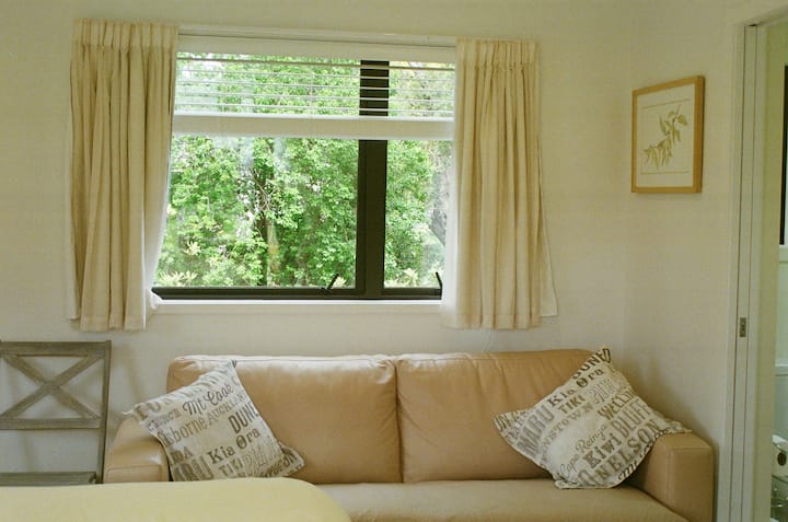Garden Outlook, Breakfast & Hot Tub. Walk To Cafés - Havelock North