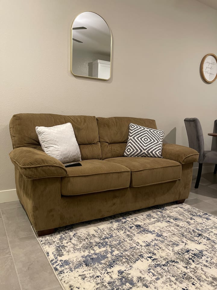 Vegas Luxury, New Appliances/amenities Added Daily - North Las Vegas, NV