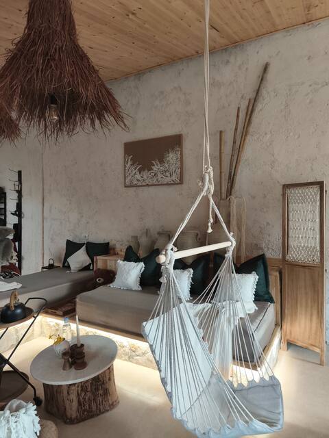 Successful Airbnb property: Villetta Bohémian in Orikum