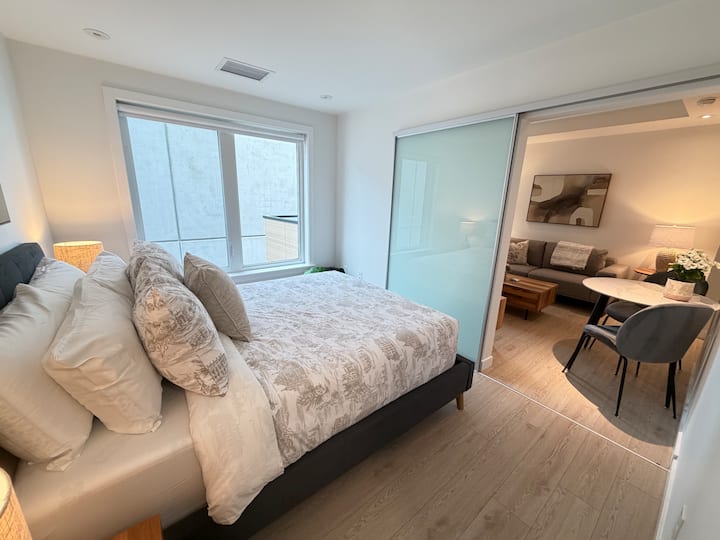 1 Br In Hfx With Waterview, Gym & 6 Appliances - Halifax, NS, Canadá