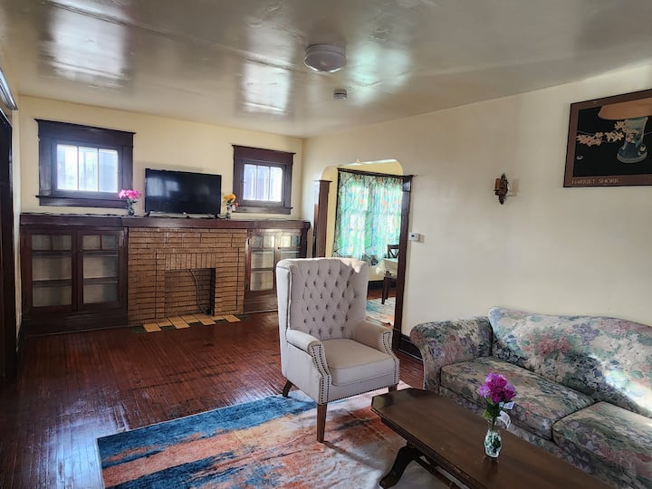 Beautiful Simple Cozy&convenient Stay On Landon St - Buffalo, NY