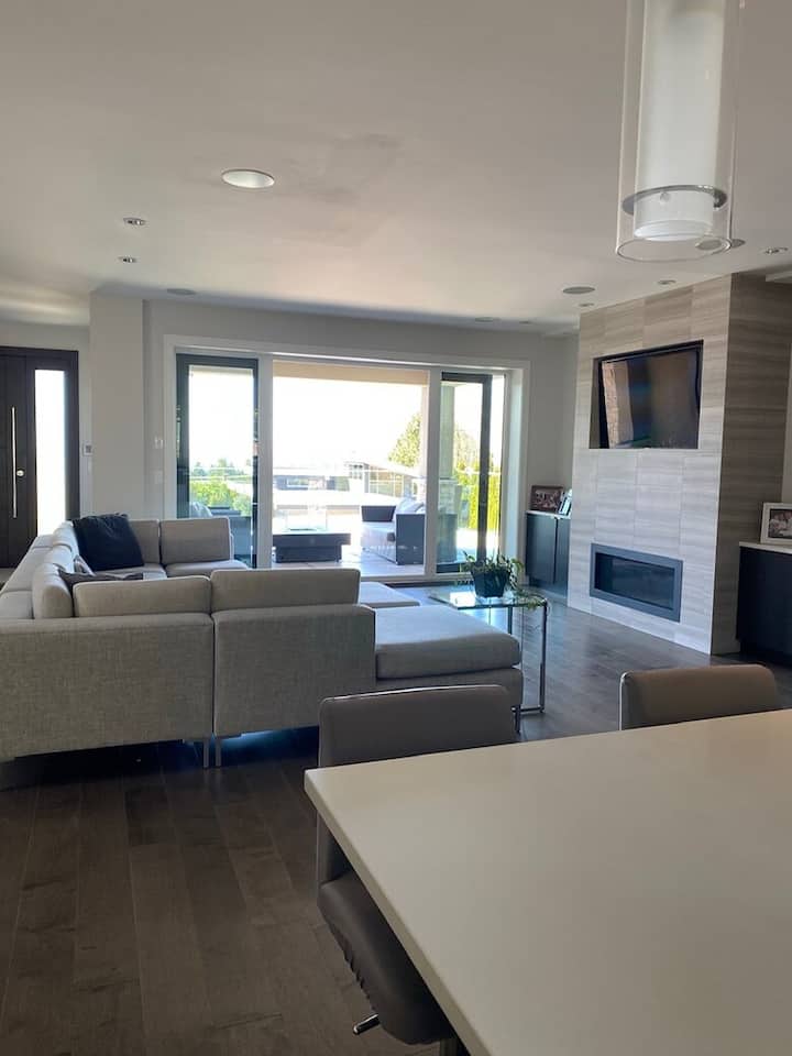 Canyon Heights Modern Retreat North Vancouver-fifa - 北溫哥華市