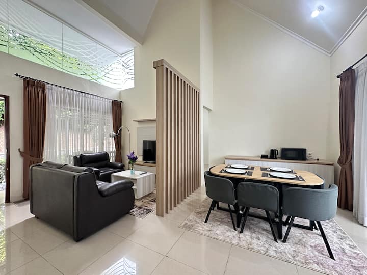 Rancamaya Vacation Home Grande 22 - Bogor