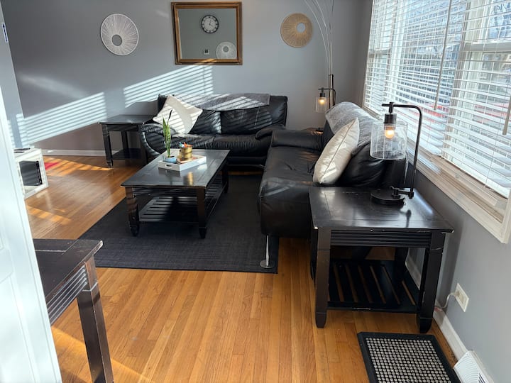 At The Center Of It All, A Secret Suburban Gem! - Elk Grove Village, IL