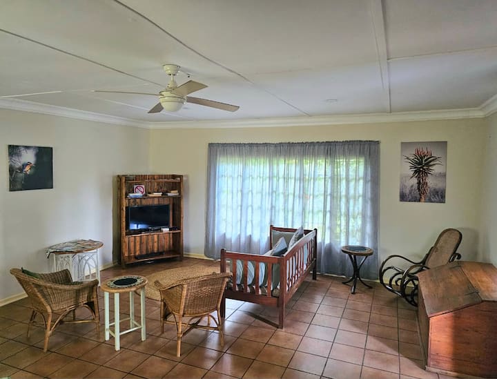 Schuilhoek Farmhouse @ Ngweni Private Game Farm - Hluhluwe