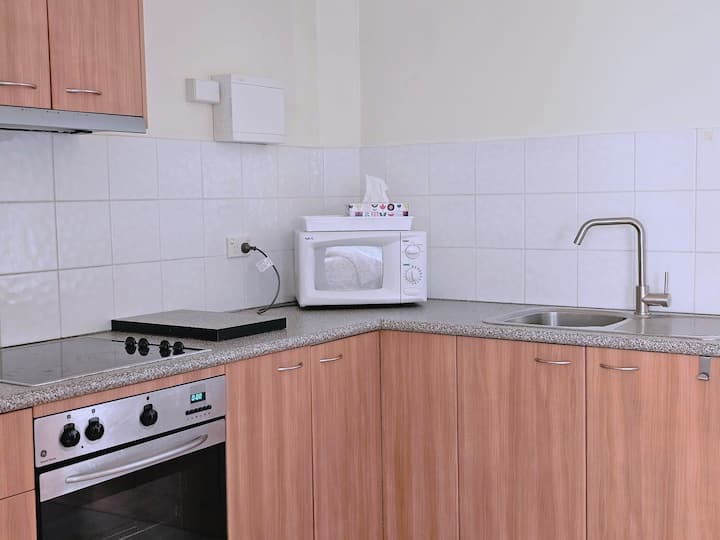 Room 17 : 2 Br Apt/ 3 Beds/cozy Spa Bath & Shower - ジンダビン