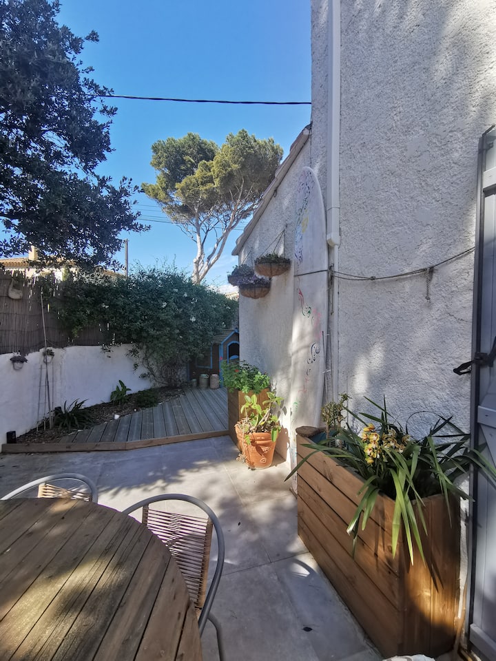 Petit Coin De Paradis Au Calme à 300m Des Plages ! - Six-Fours-les-Plages