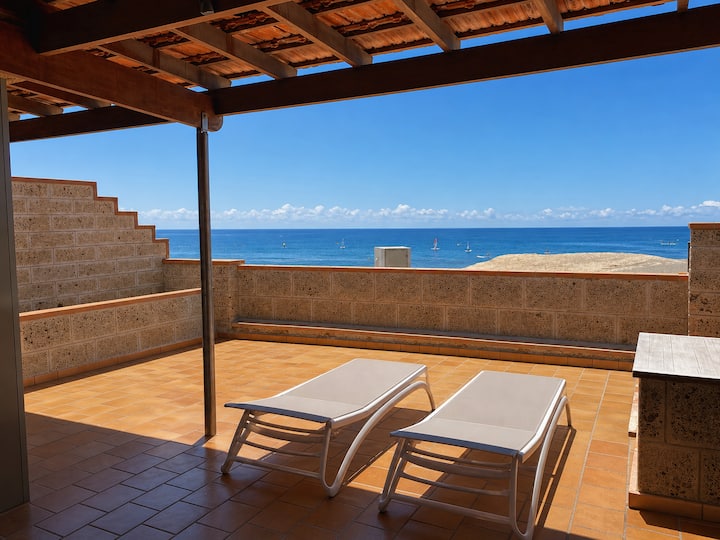 Beachfront Hideaway · Ocean Views · El Médano - El Médano