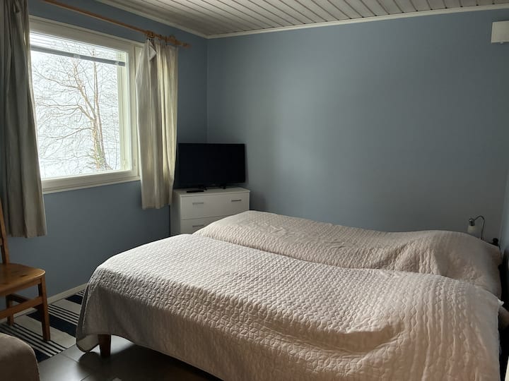 Viihtyisä 100m2 Mökki Säkylän Pyhäjärven Rannalla. - Yläne
