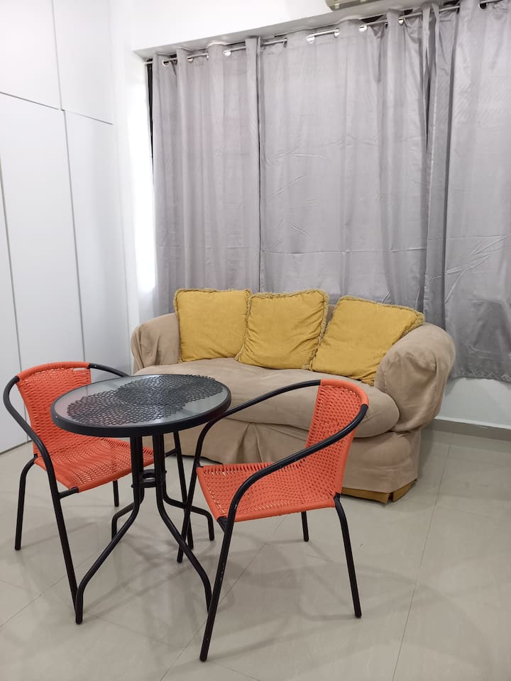 Cómodo Apartamento En Zona Exclusiva - ベネズエラ