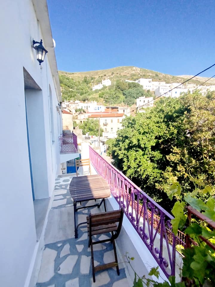 Παραδοσιακό Κυκλαδίτικο σπίτι,  πρώτος όροφος - Naxos, Griechenland