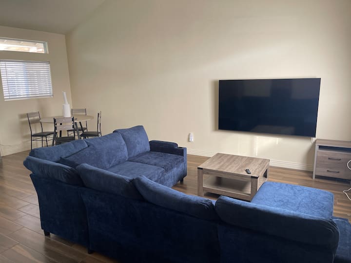 Cypress Standalone Back House - Los Alamitos, CA