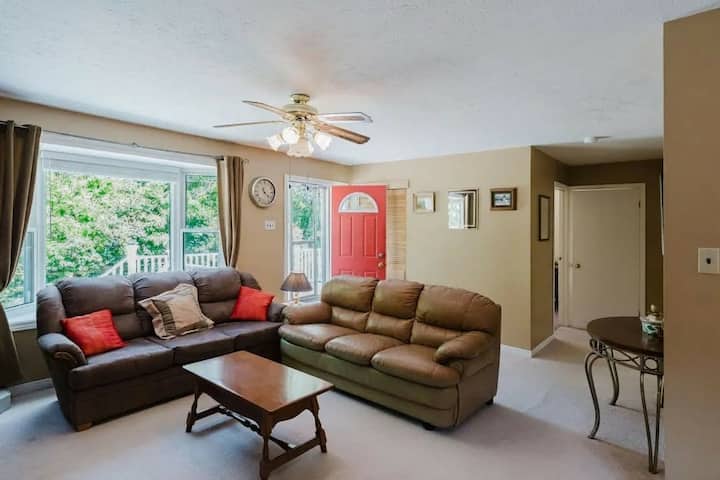 The Huron House | Modern Coastal Beach Retreat - Port Elgin