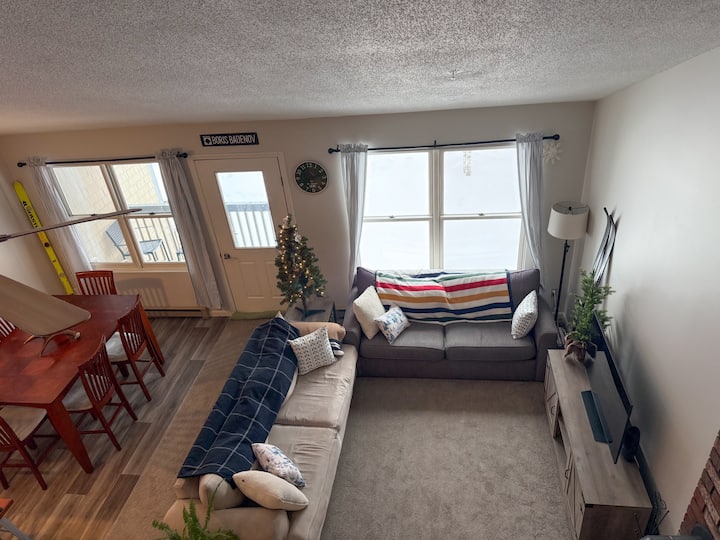 Cozy Mountainside Condo At Mt. Abram In Greenwood - Greenwood, ME