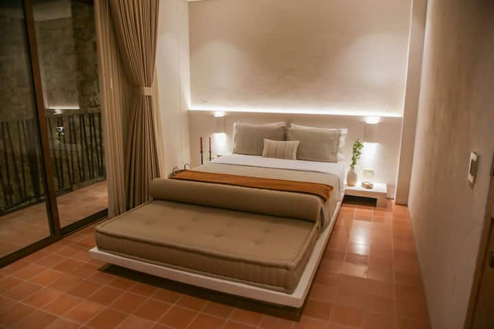 საძინებელი 1