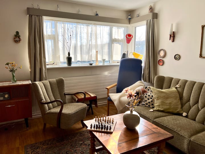 Historical Home With Geyser Views - Selfoss