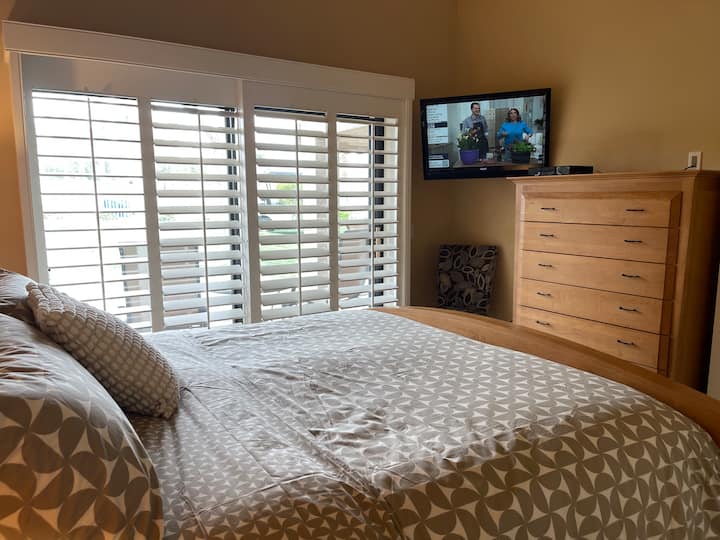 California King bed