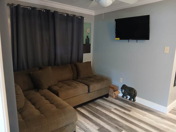 Your Home Away From Home. - Cooper City, FL