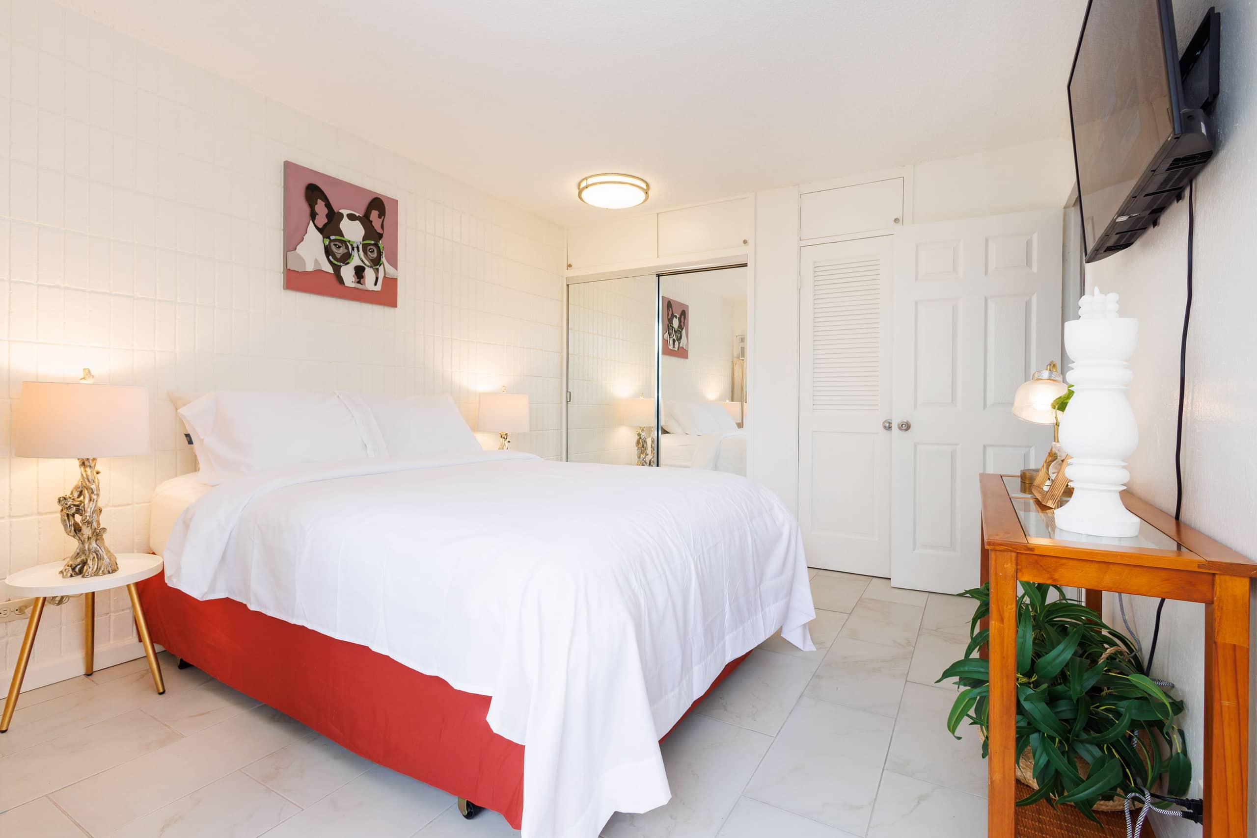 Condo in Honolulu · ★4.89 · 1 bedroom · 1 bed · 1 bath - Image 12