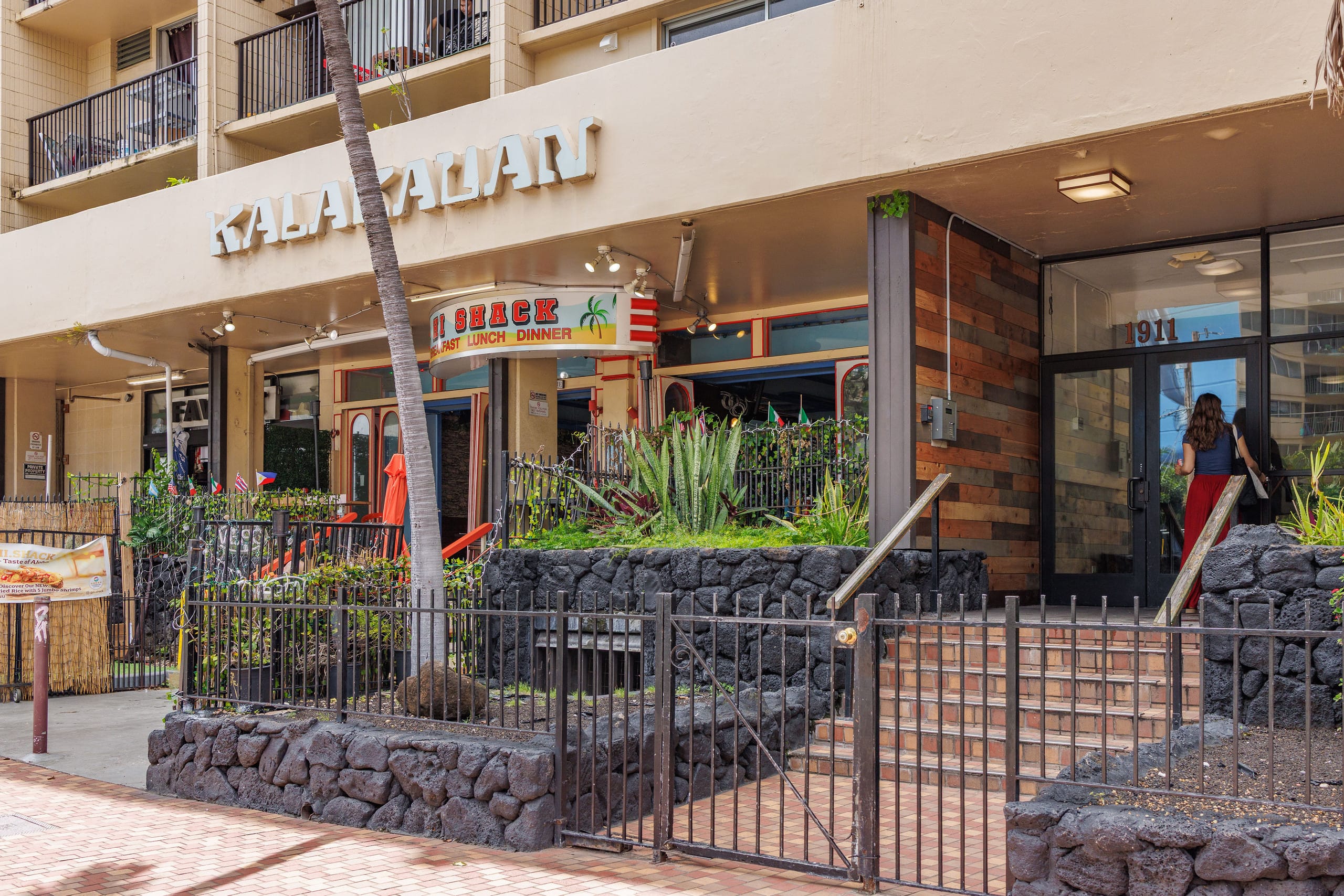 Condo in Honolulu · ★4.89 · 1 bedroom · 1 bed · 1 bath - Image 25