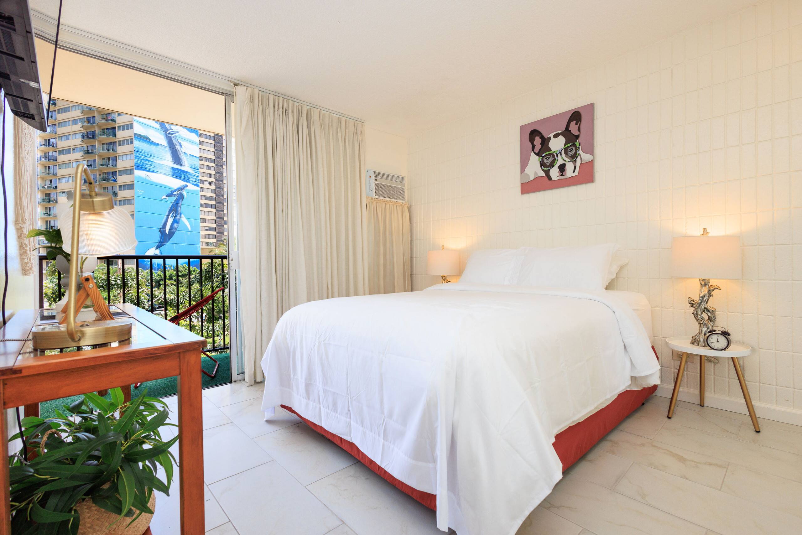 Condo in Honolulu · ★4.89 · 1 bedroom · 1 bed · 1 bath - Image 11