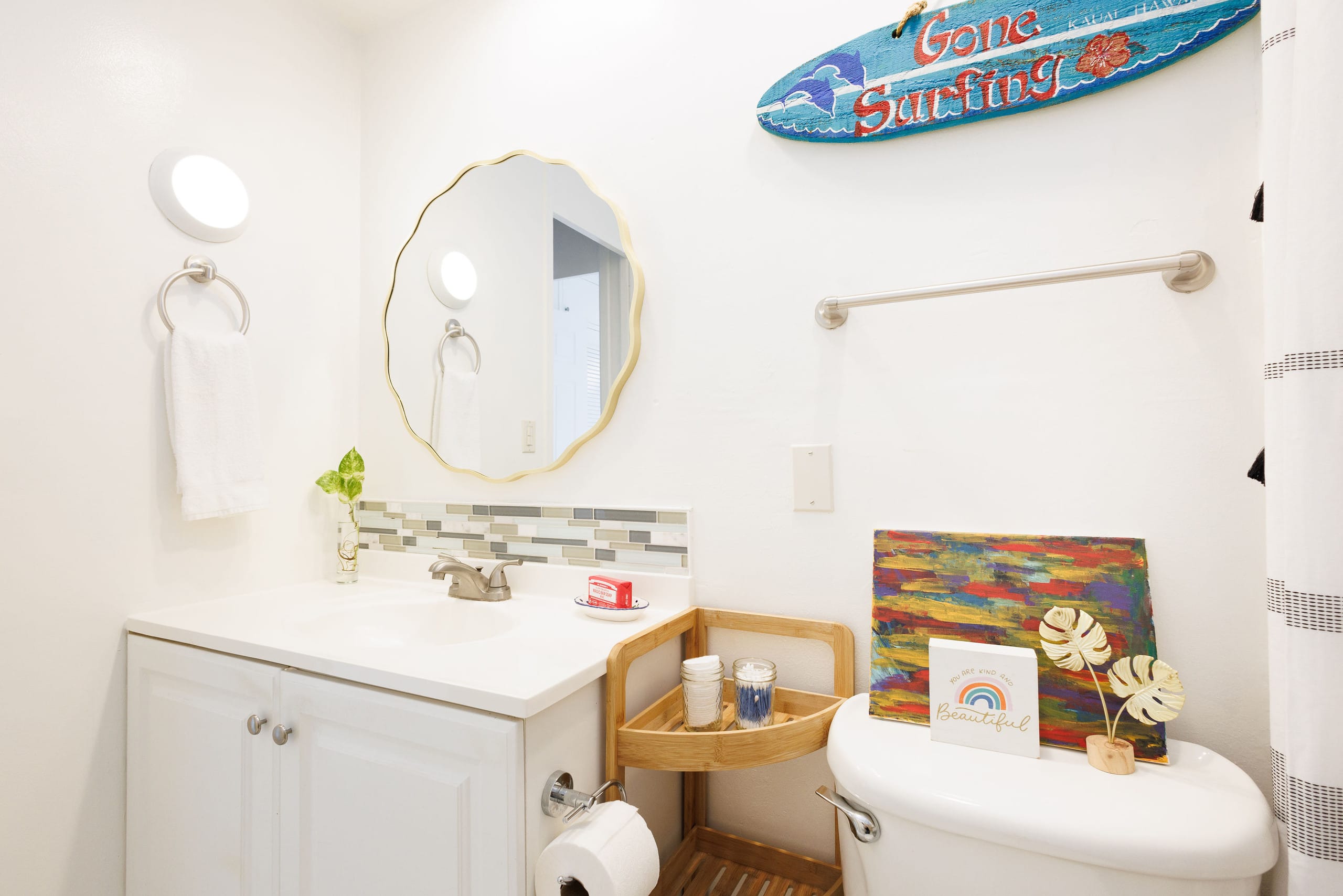 Condo in Honolulu · ★4.89 · 1 bedroom · 1 bed · 1 bath - Image 17