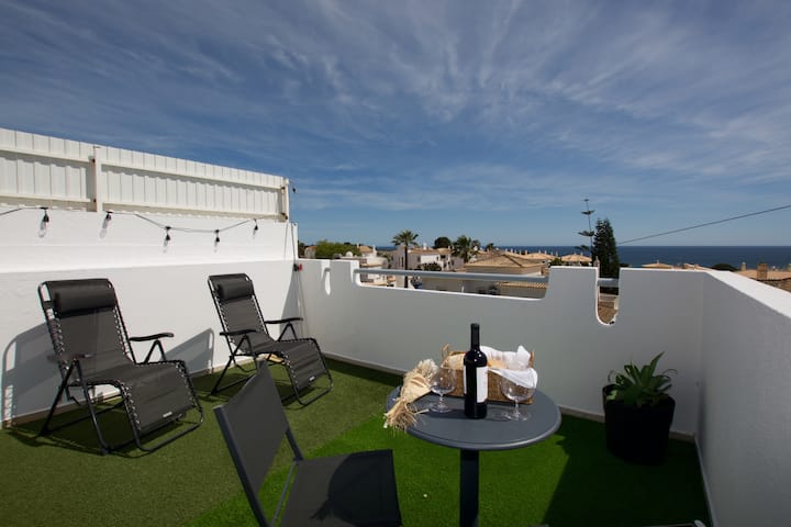 Casa Familiar Vista Mar | 4 Quartos| Bbq E Terraço - Guia