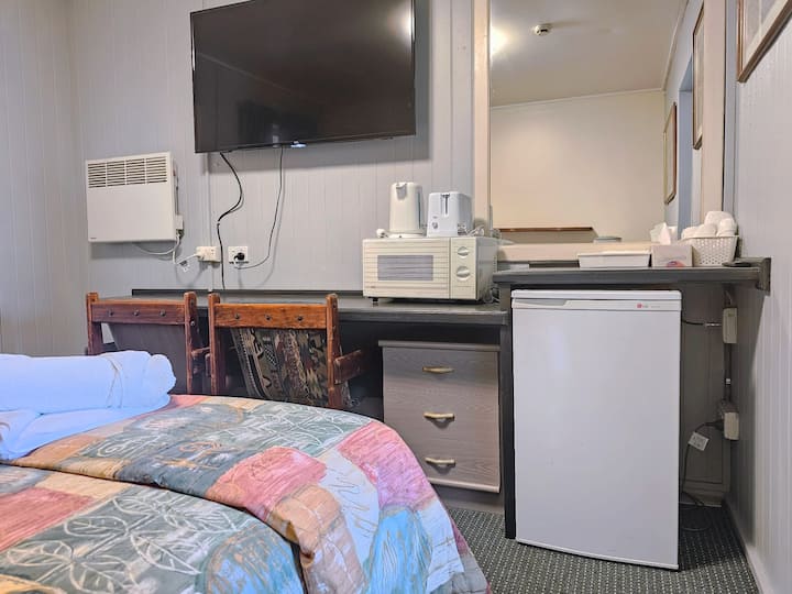 Room 11: Cozy Studio Stay In Central Jindabyne - Jindabyne