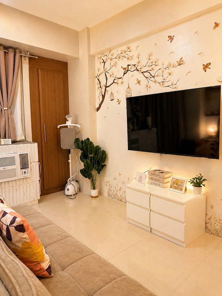 Across Naia 3 Airport Condo Unit - Ninoy Aquino Airport (MNL)