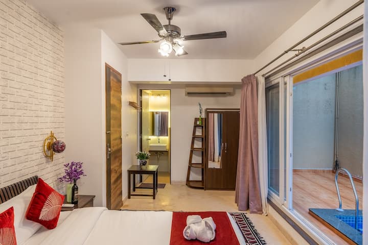 Bedroom 2 image 3