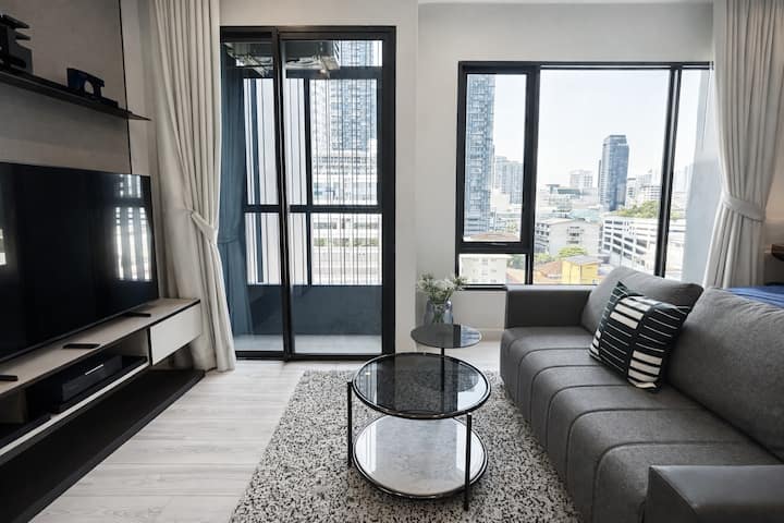 Luxury Studio | Walkscore 91 | Bts & Airport Link - Bangkok