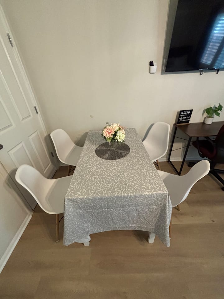Modern & Private Apt Near Lackland Afb & Seaworld. - Lackland AFB, TX
