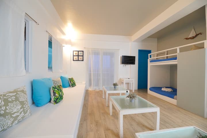 Bolinao Villa For 4 | Pool & Gym Access | Ocean - Bolinao