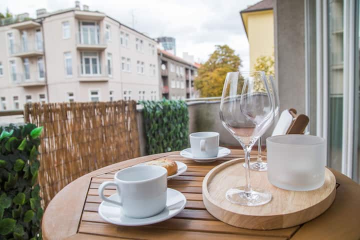 City Centre Apt With Balcony, 5min Walk To Nivy - Bratislava