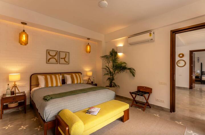 Bedroom 1 image 2
