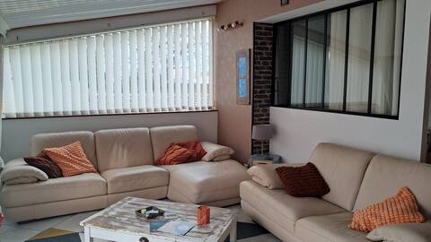 Popular Airbnb listing: Mamie Mimi's house in Jard Sur Mer