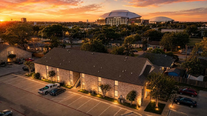 At&t At Your Doorstep  2br + Parking - Arlington