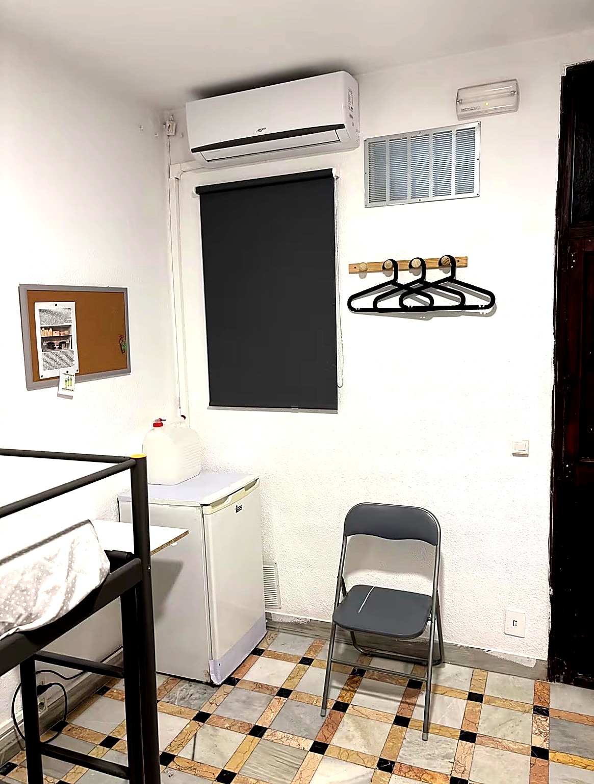 Air conditioning, downtown Mallorca 5