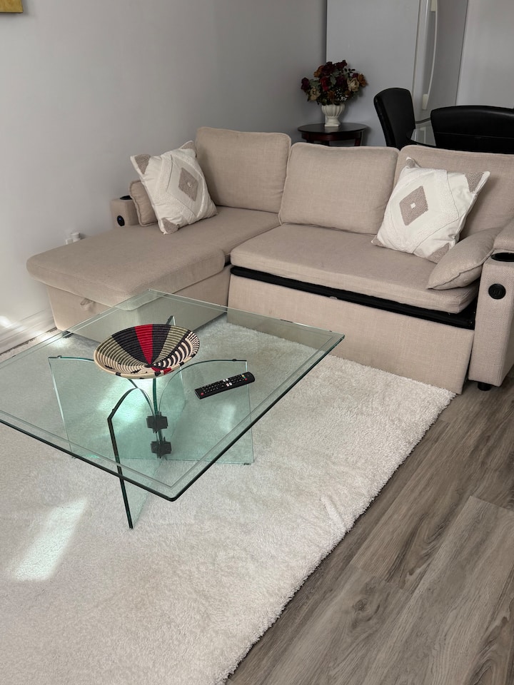 Luxury Kendra Appartment - Oka National Park