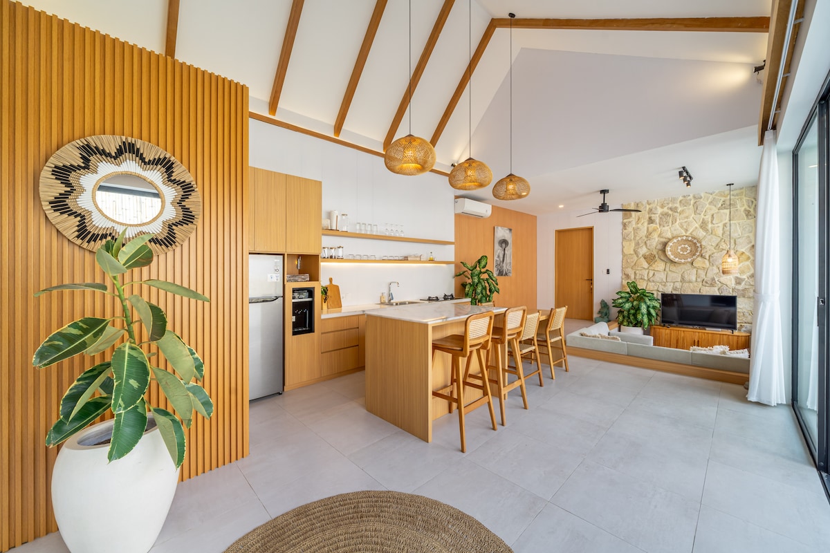 Villa in Ubud · ★4.96 · 2 bedrooms · 2 beds · 2 baths, συγκρίσιμο Airbnb