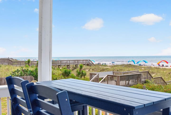 Brand New Oceanfront Condo With Pool - Sleeps 6 - Ocean Isle Beach, NC