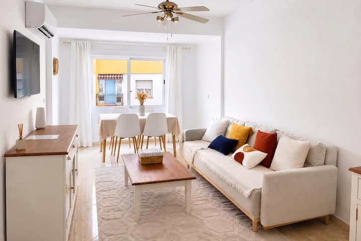 Amplio Piso Con Terraza Cerca De La Playa - Calpe