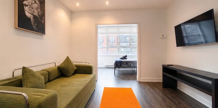2br Inviting Montreal Stay | Prime Location | Wifi - Montreal
